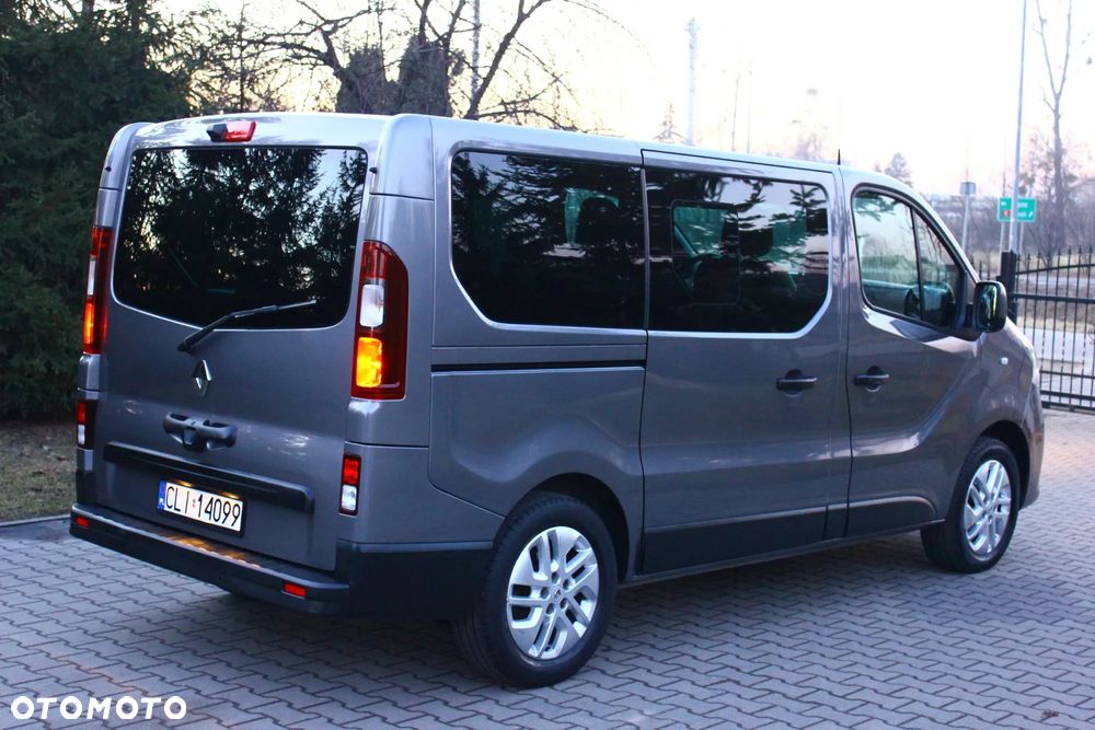 Renault Trafic 2.0 dCi - 18