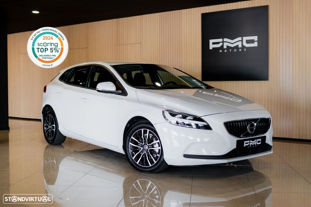 Volvo V40 2.0 D2 Momentum - 1