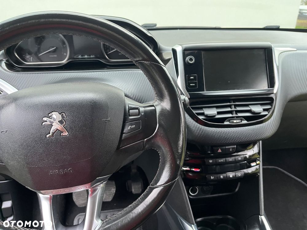 Peugeot 2008 1.6 e-HDi Active S&S - 18
