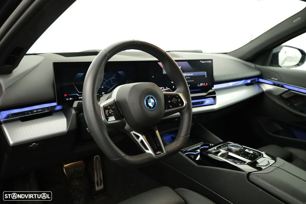 BMW i5 xDrive40 Edição Desportiva M - 8