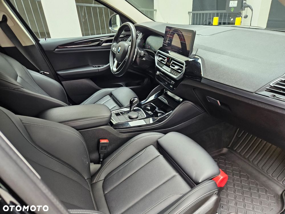 BMW X4 xDrive20i GPF sport - 9