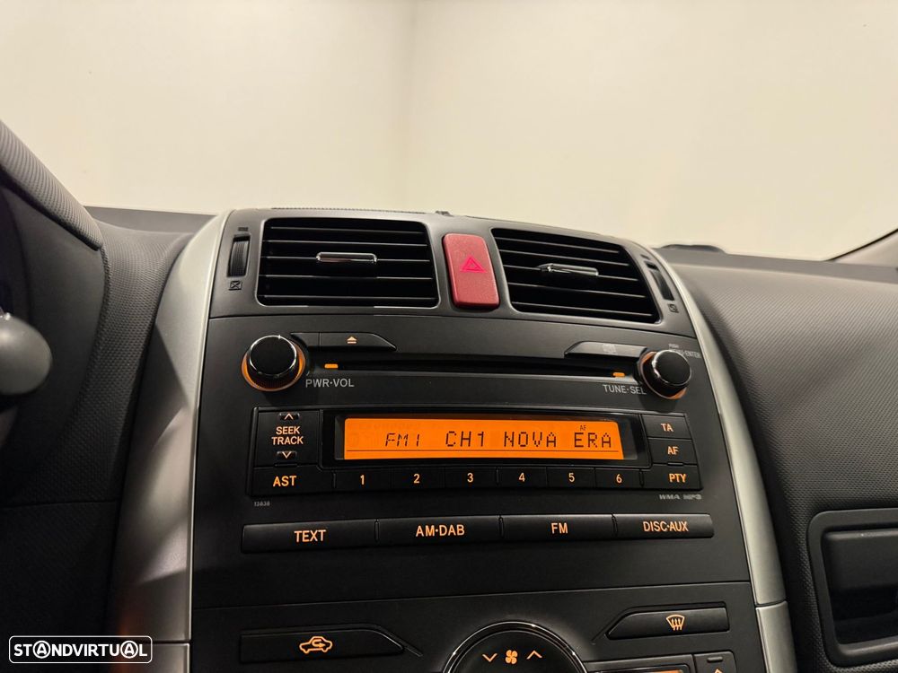 Toyota Auris 1.33 VVT-i ACtive+AC - 30