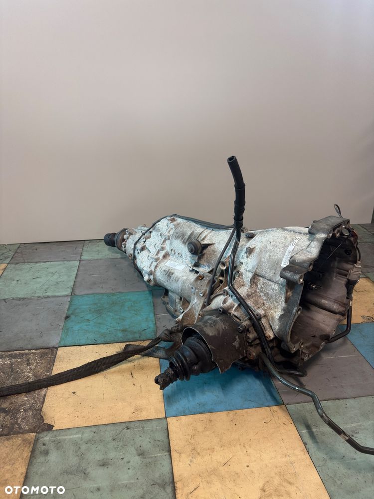 SKRZYNIA AUTOMATYCZNA AUTOMAT ROZDZEILACZ REDUKTOR AUDI S4 B7 B6 4.2 1071137028 3L86 - 9