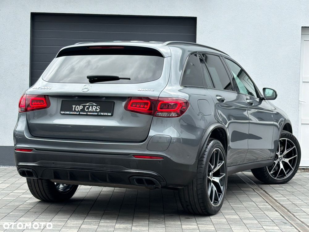 Mercedes-Benz GLC 300 e 4Matic 9G-TRONIC Edition AMG Line - 32