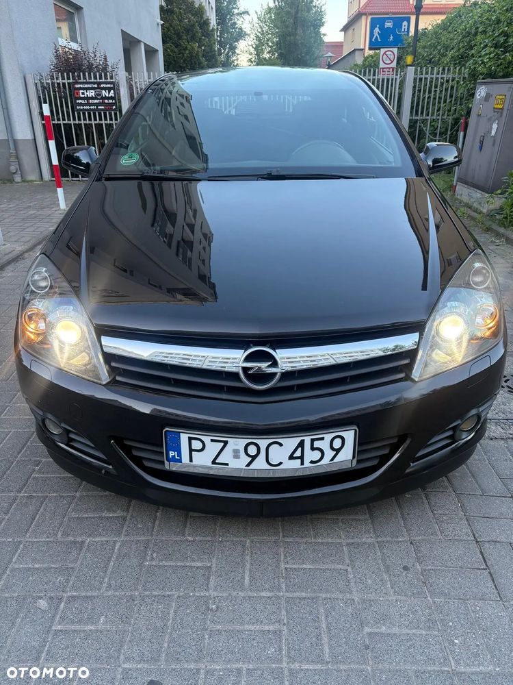 Opel Astra 2.0 Turbo Edition - 2