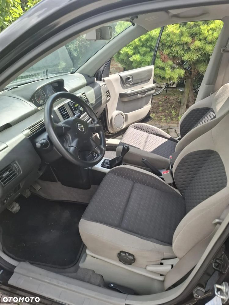Nissan X-Trail - 4