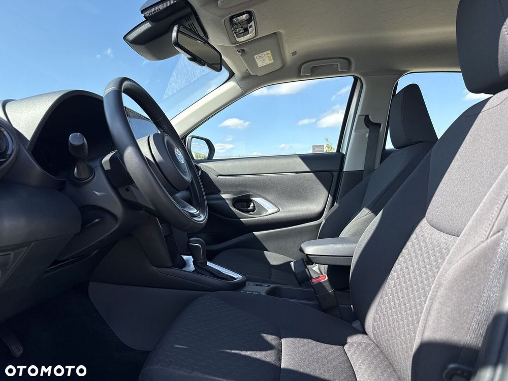 Toyota Yaris Cross Hybrid 1.5 Comfort - 18