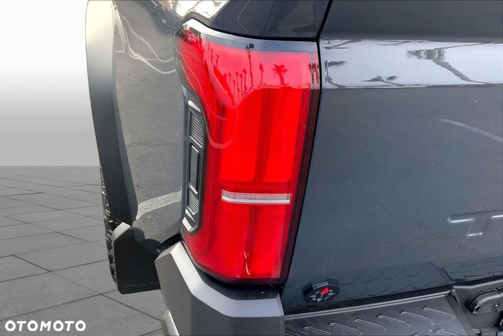 Toyota Tacoma - 5