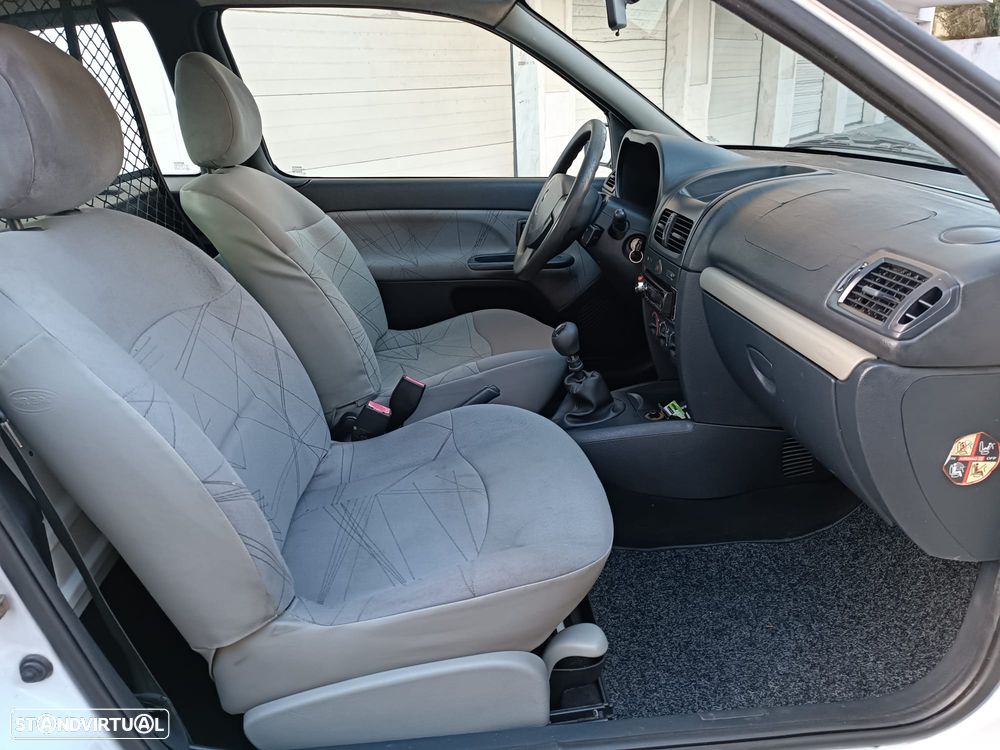 Renault Clio 1.5 dCi Expression - 12