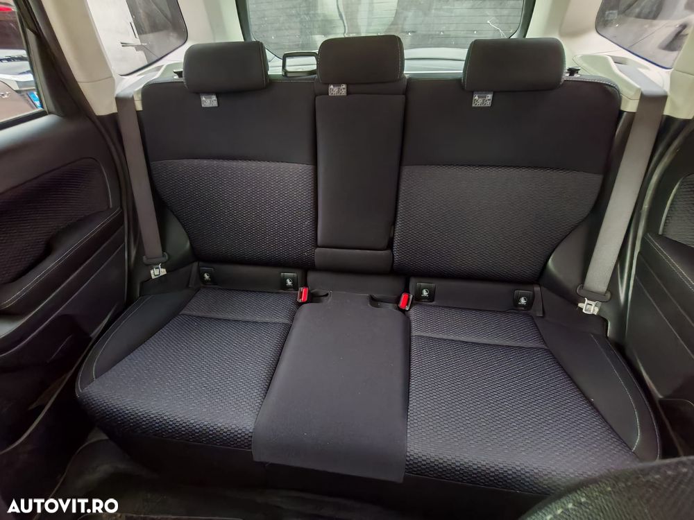 Subaru Forester 2.0i CVT Exclusive ES - 11
