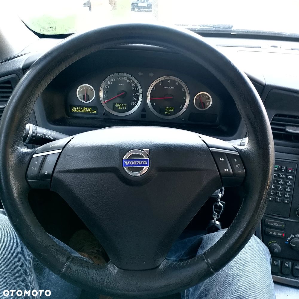 Volvo V70 2.4 Black Edition - 15