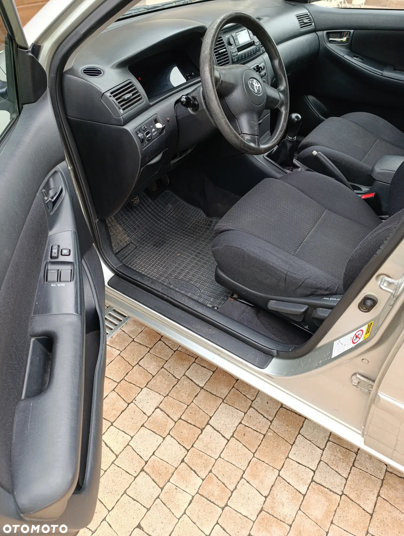 Toyota Corolla 1.4 VVT-i Terra - 11