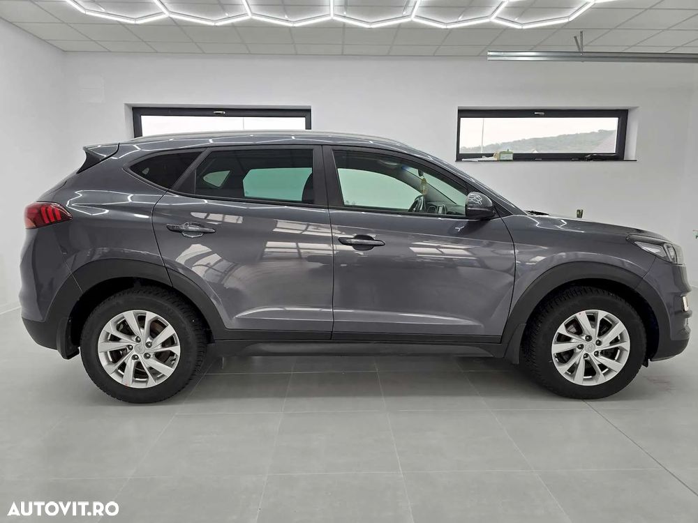 Hyundai Tucson 1.6 T-GDi 4WD 7DCT Premium - 9