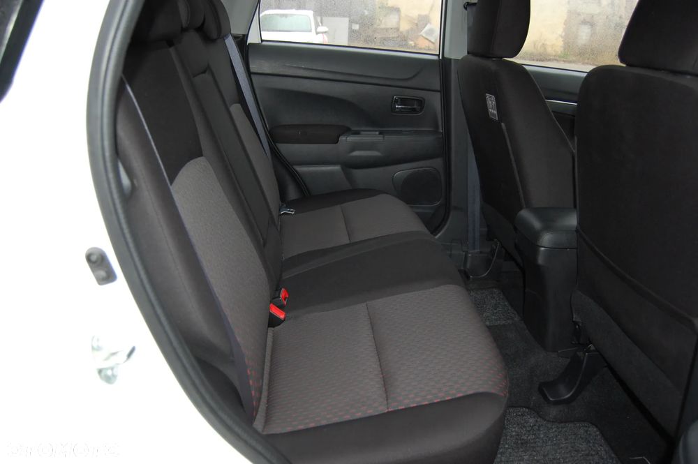 Mitsubishi ASX 1.6 ClearTec 2WD Edition+ - 23