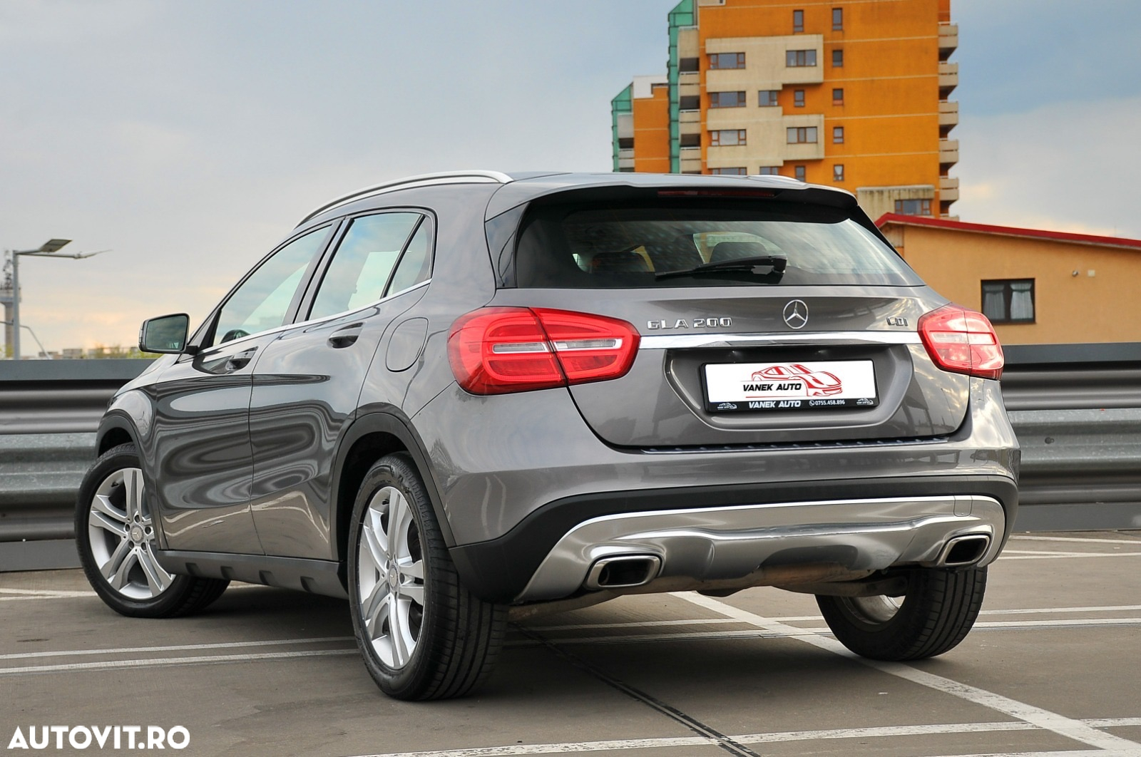 Mercedes-Benz GLA 200 (CDI) d 7G-DCT AMG Line - 6