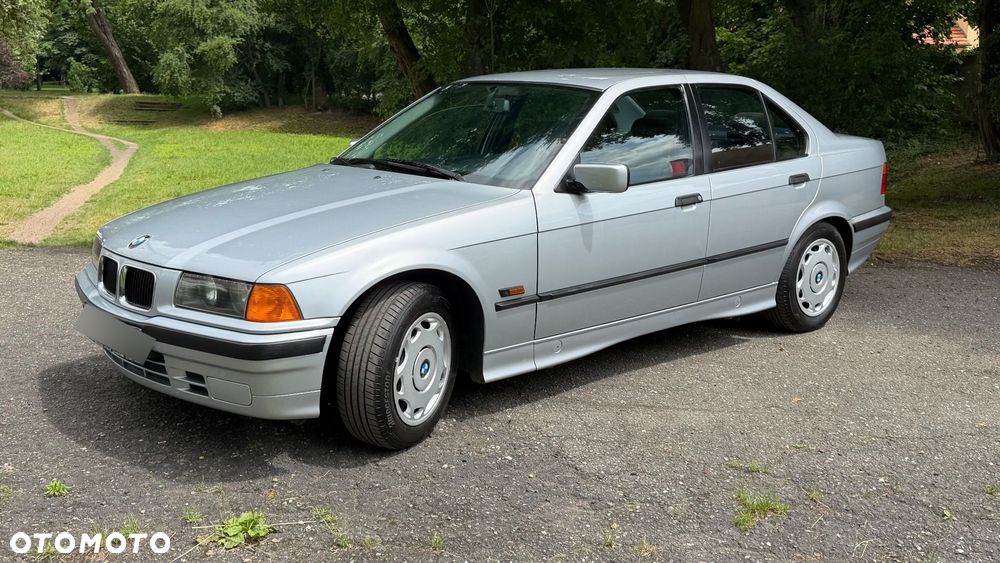 BMW Seria 3 - 17