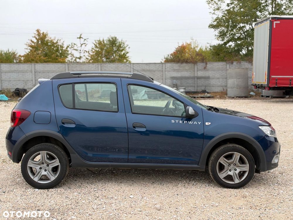 Dacia Sandero 2016 photo 4