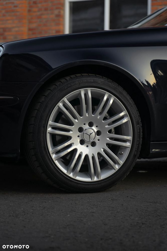 Mercedes-Benz Klasa E 500 4-Matic Elegance - 30