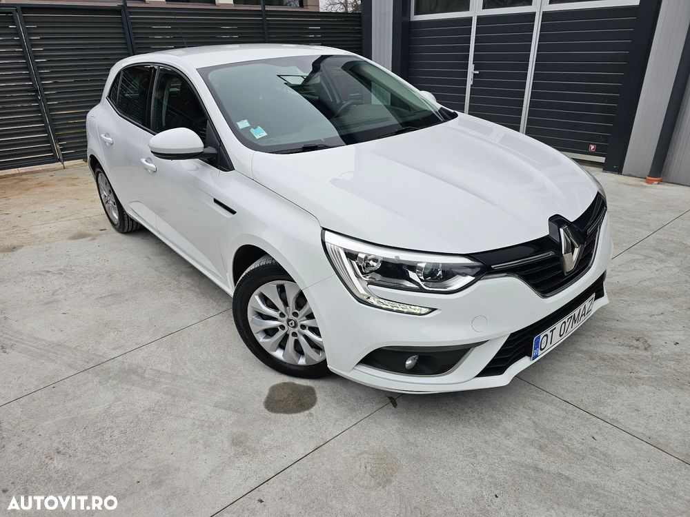 Renault Megane BLUE dCi 115 BUSINESS EDITION - 4