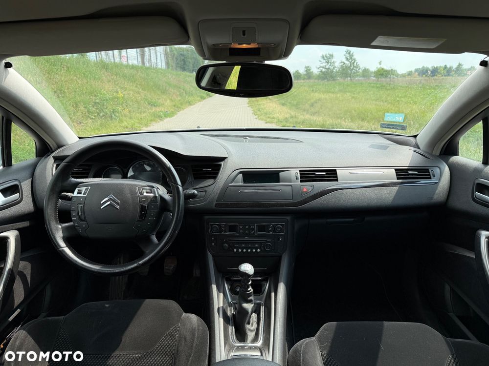 Citroën C5 2.0 HDi Confort - 6
