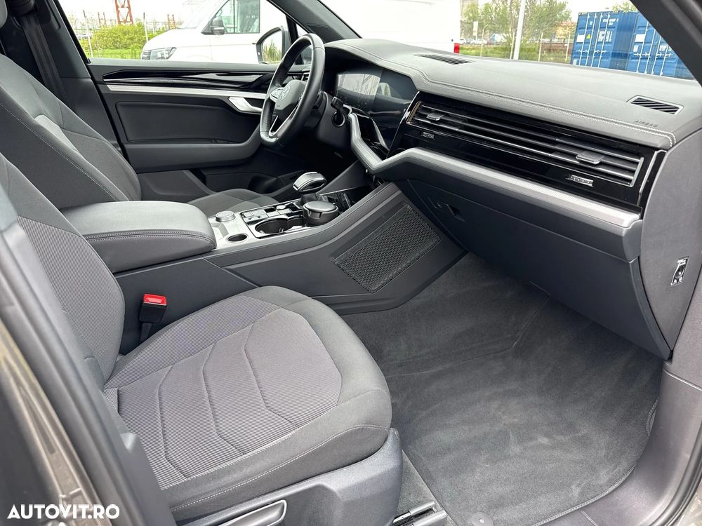 Volkswagen Touareg V6 TDI Style - 13