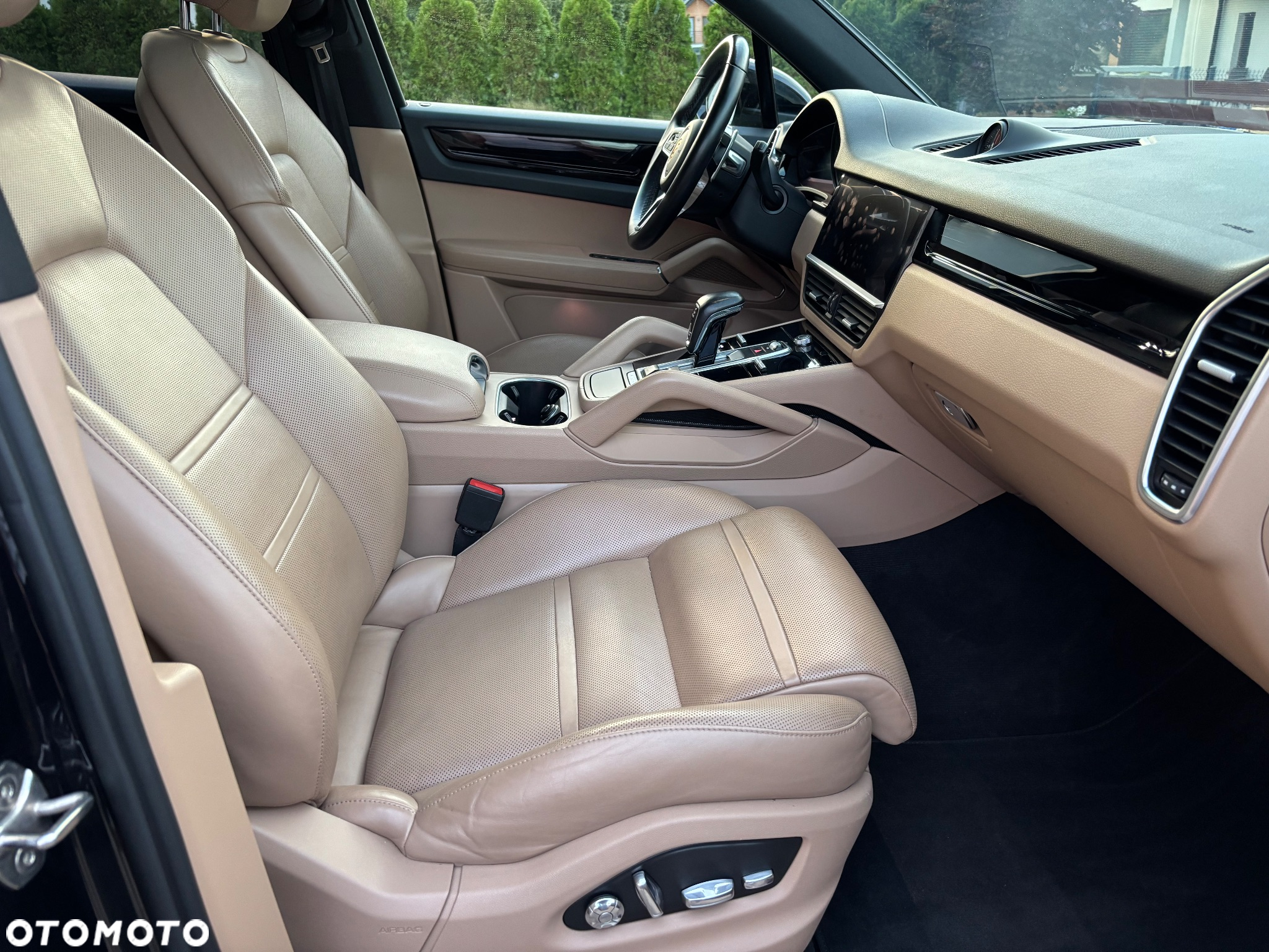 Porsche Cayenne Tiptronic S Platinum Edition - 15