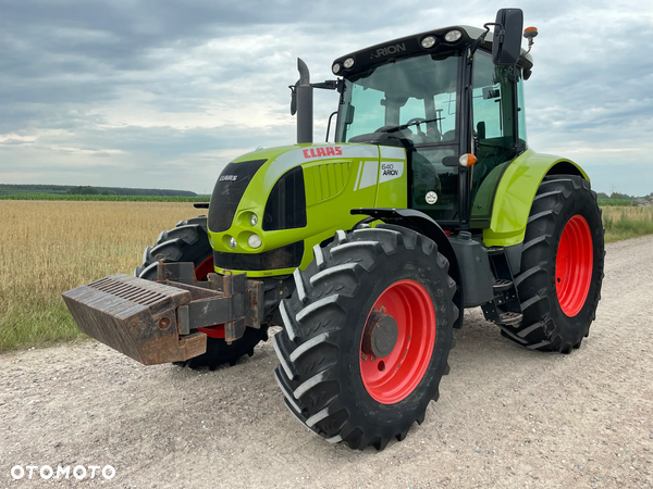 Claas Arion 640