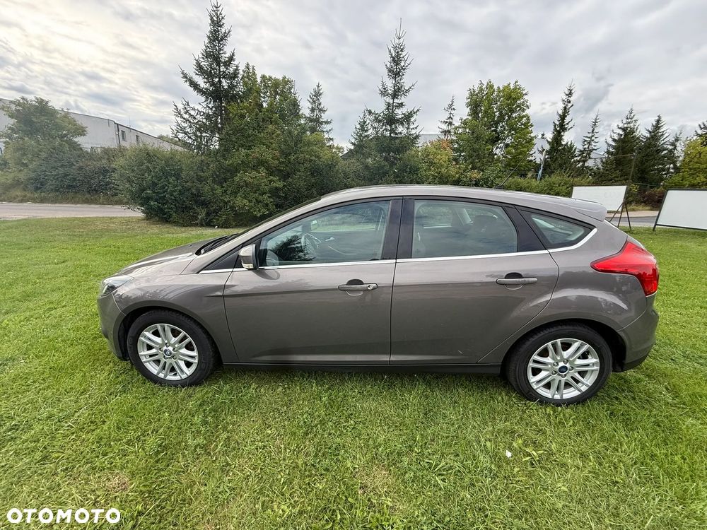 Ford Focus 1.0 EcoBoost STart-Stopp-System TITANIUM - 4