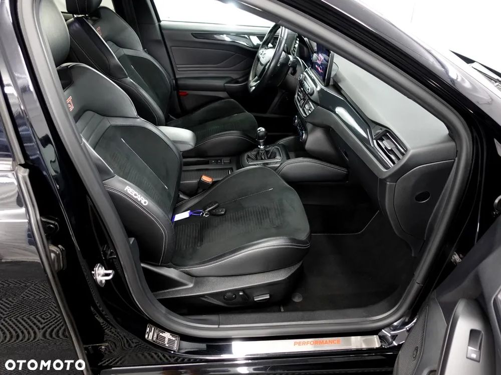 Ford Focus 2.0 EcoBlue ST - 7