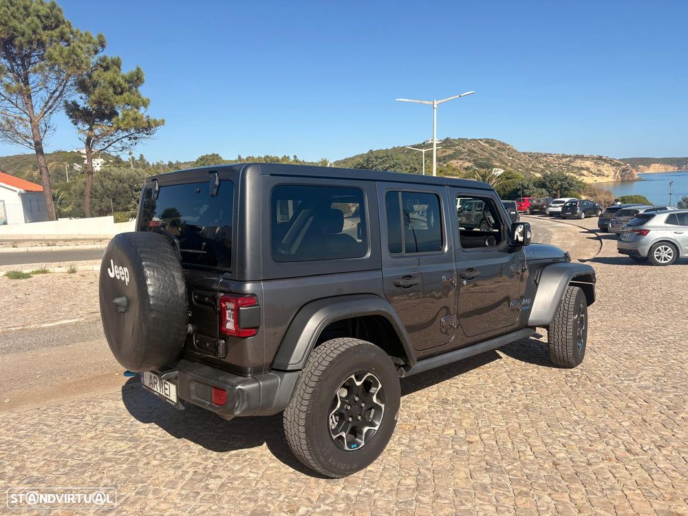 Jeep Wrangler - 13
