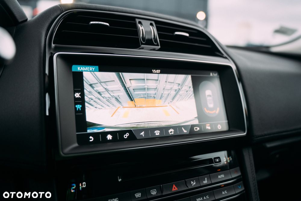 Jaguar F-Pace 2.0 i4D AWD Portfolio - 15