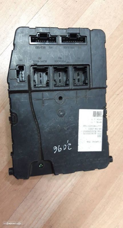 Uch -  Caixa Fusiveis Interior Renault Megane Ii (Bm0/1_, Cm0/1_) - 1