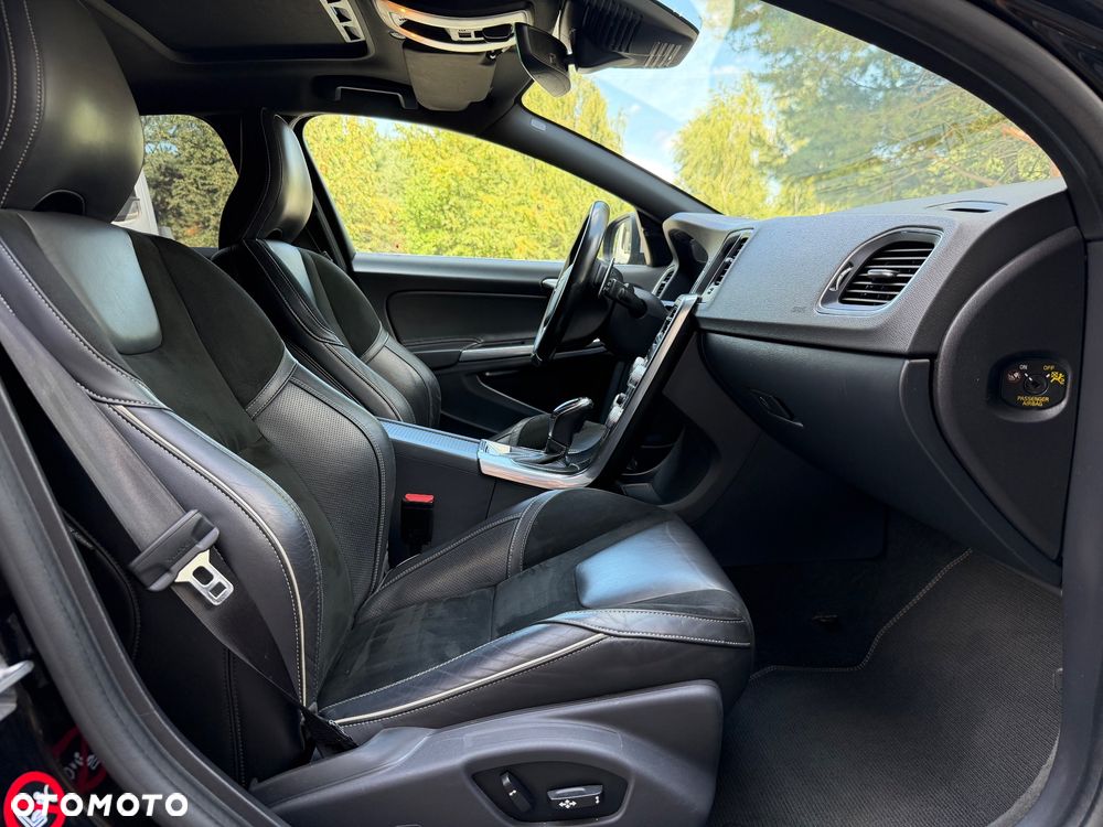 Volvo V60 T6 Drive-E R-Design Summum - 12