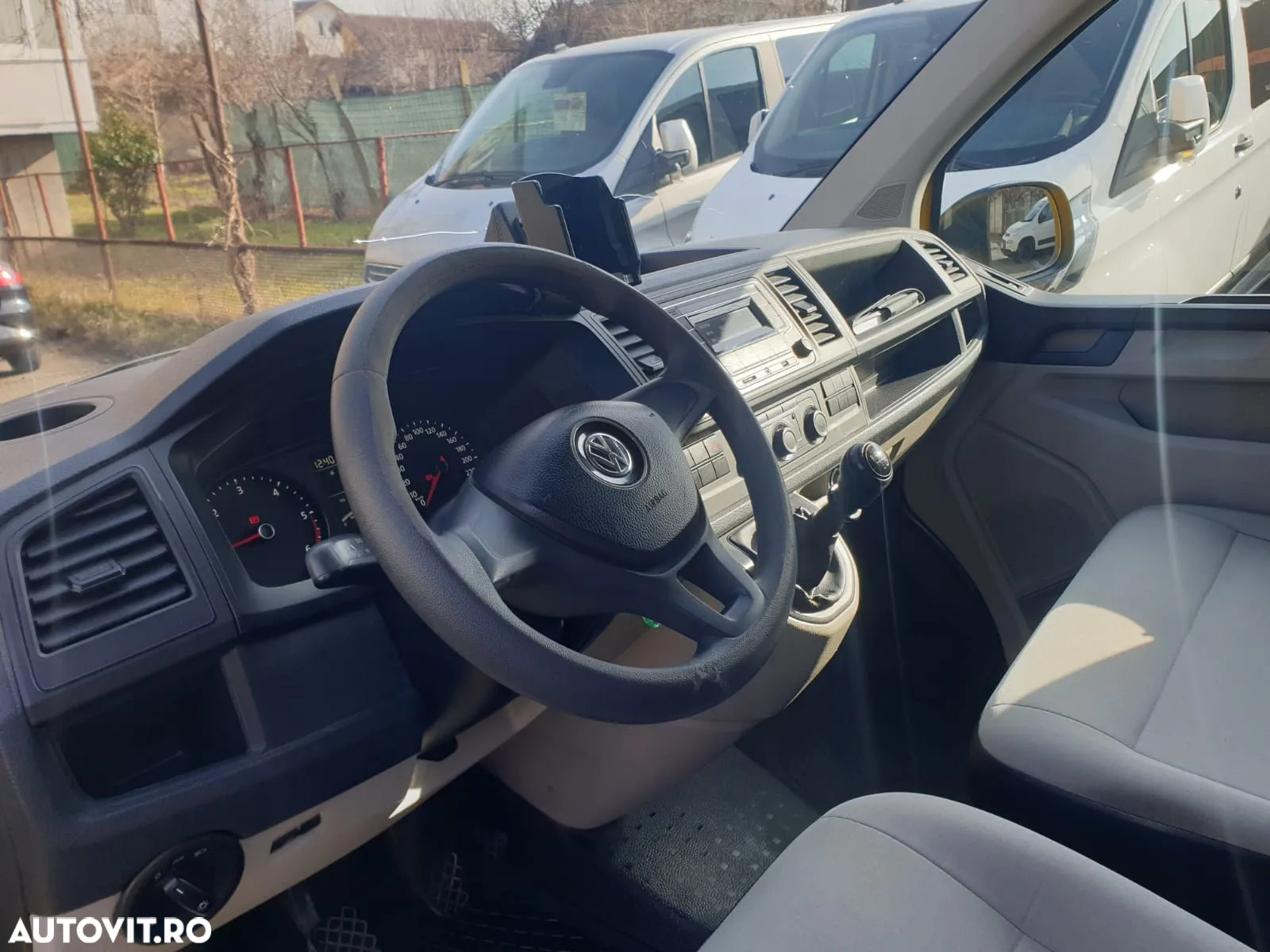 Volkswagen Transporter Kombi T6 2.0 TDI 75 kW LR - 22