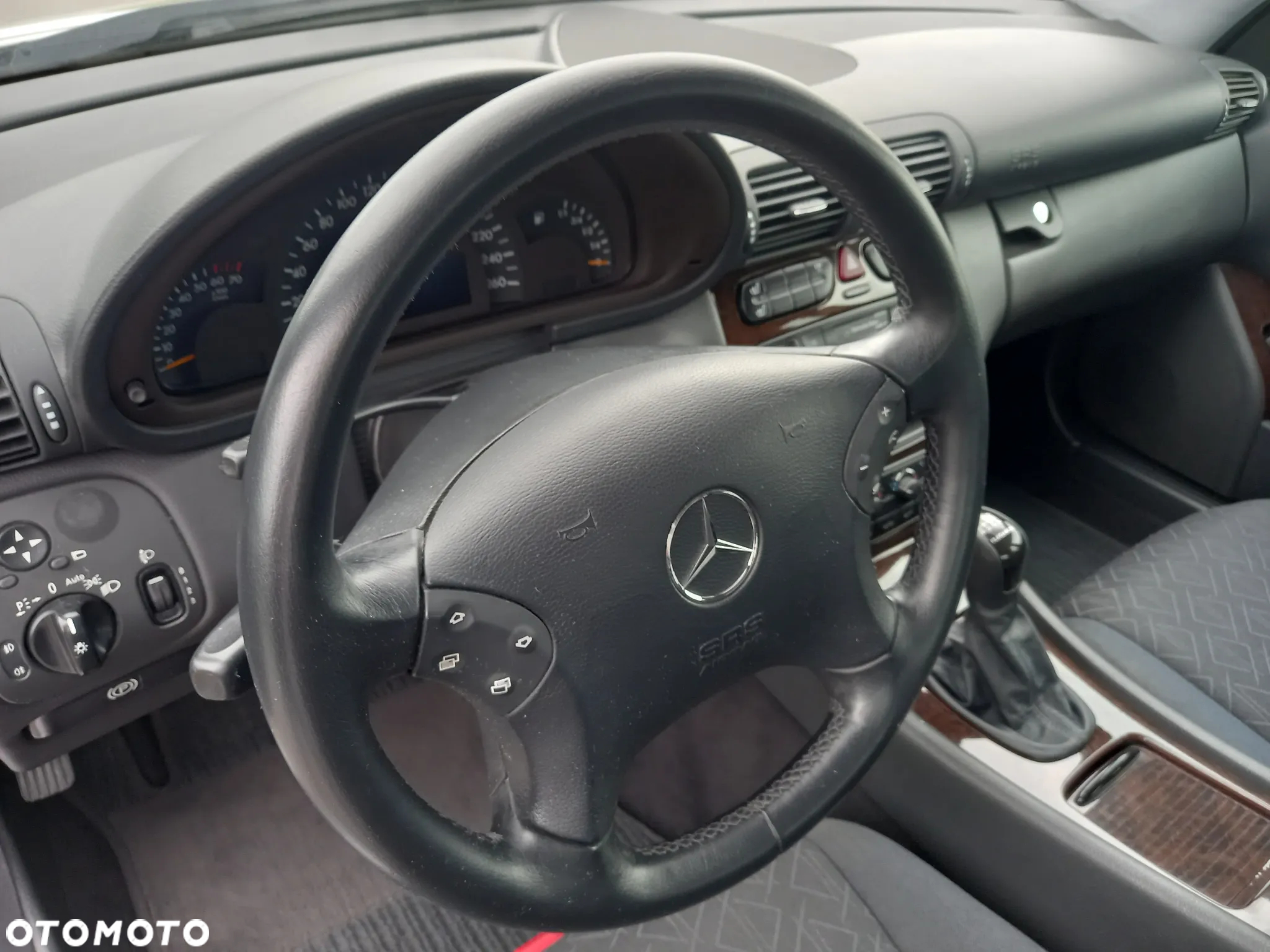 Mercedes-Benz Klasa C 180 Kompressor Elegance - 17