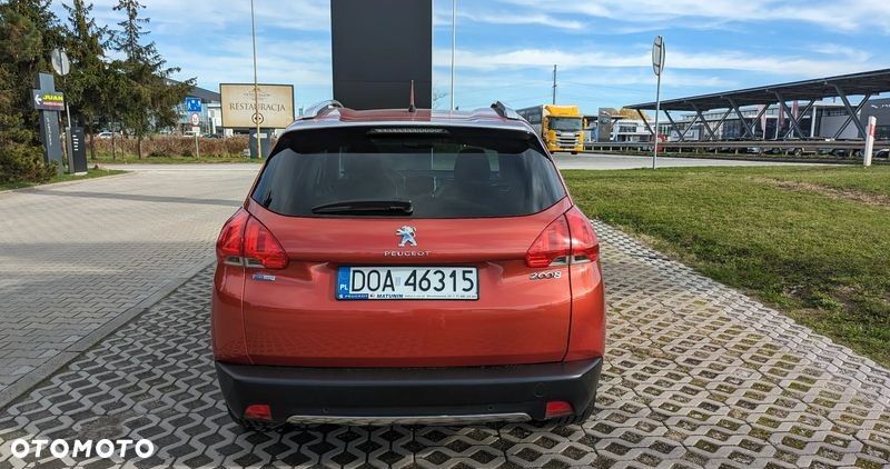 Peugeot 2008 1.2 Pure Tech Style S&S - 7