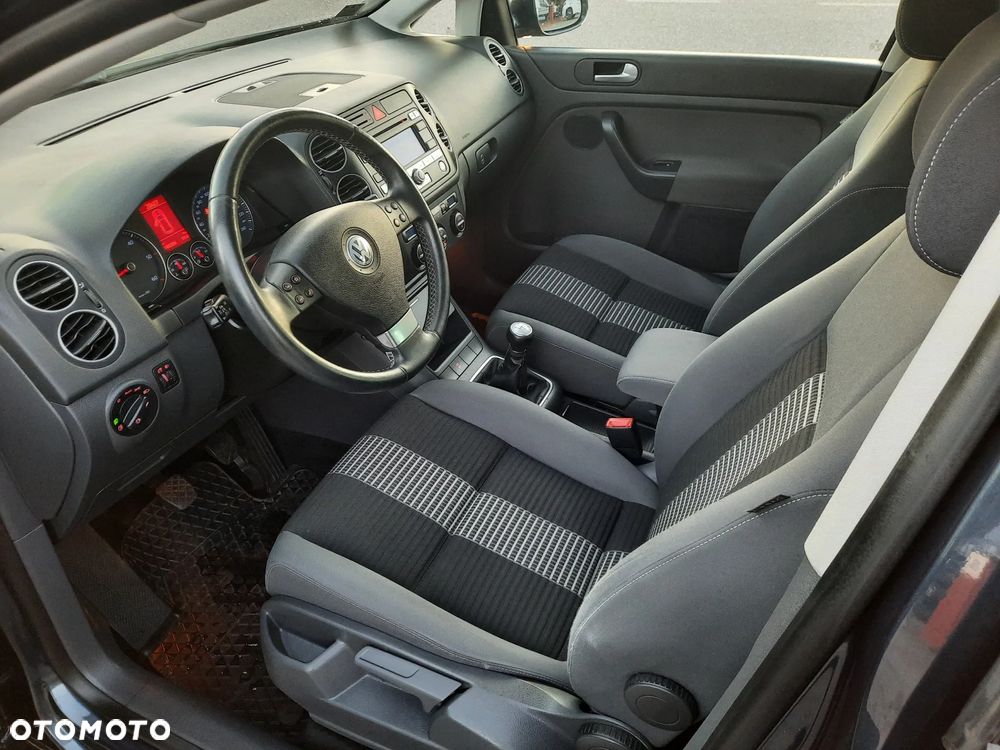 Volkswagen Golf Plus 1.9 TDI DPF Comfortline - 23