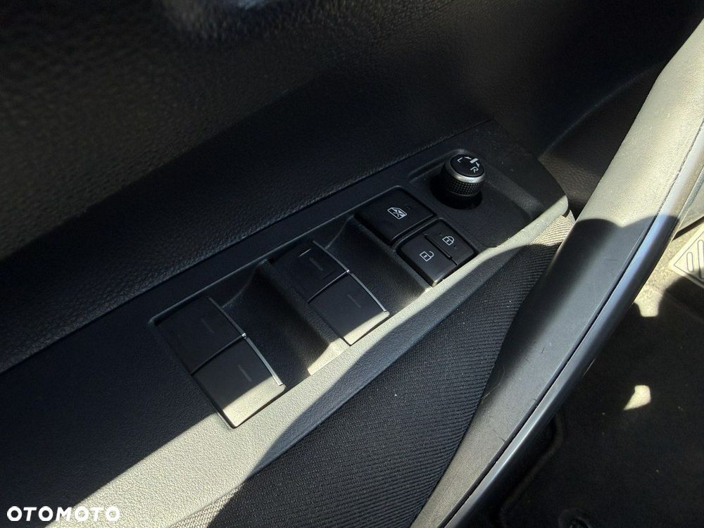 Toyota Corolla 1.5 Comfort MS - 29