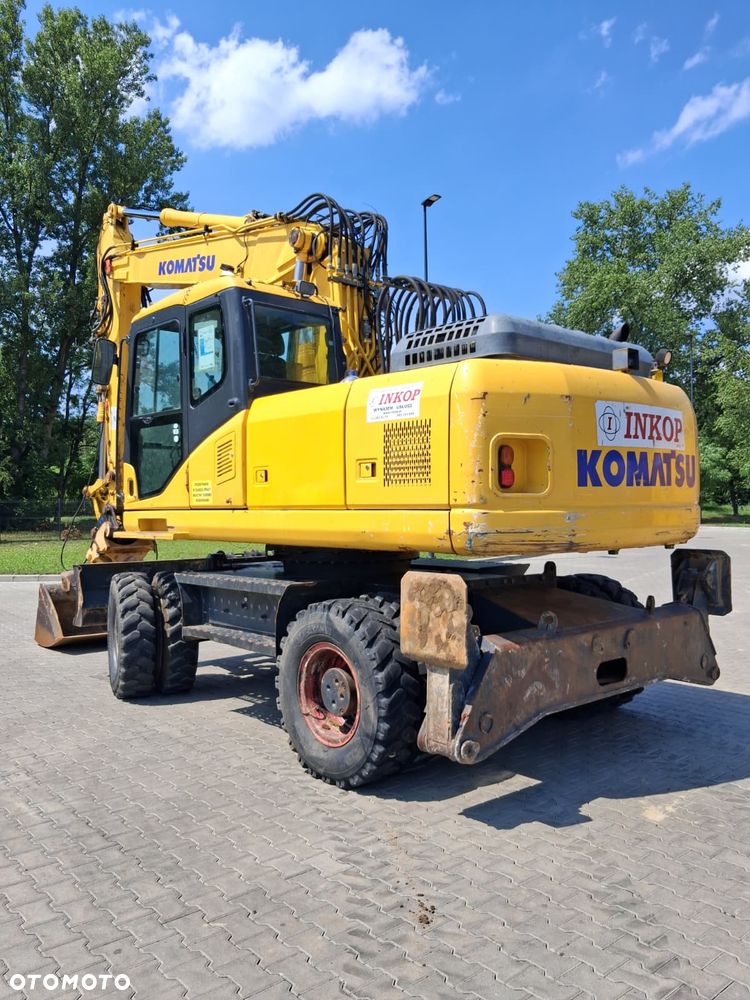 Komatsu PW220-7E0 - 3