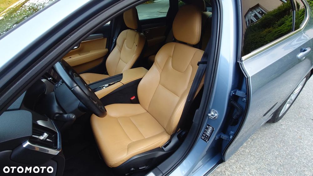 Volvo S90 - 14