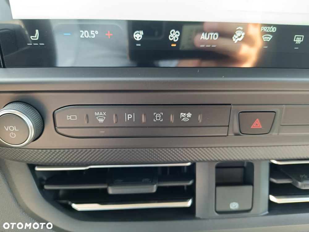 Ford Transit Custom Kombi 320 L2H1 AWD Limited M1 - 24