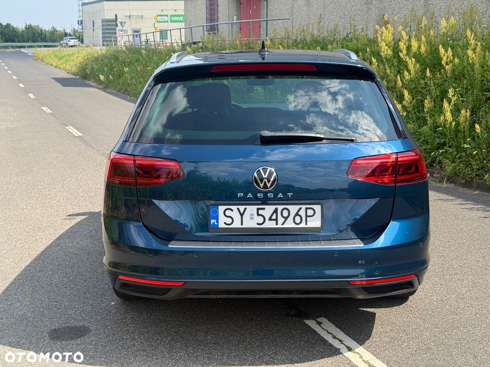 Volkswagen Passat 2.0 TDI EVO Elegance DSG - 5