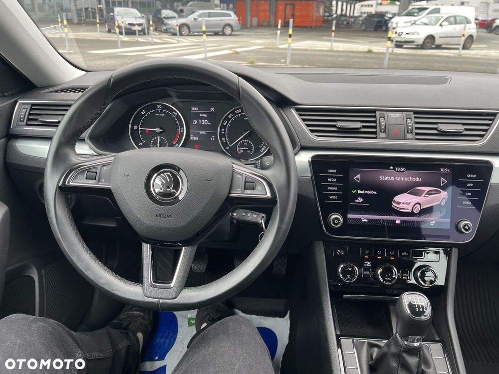 Skoda Superb 2.0 TDI Ambition - 13