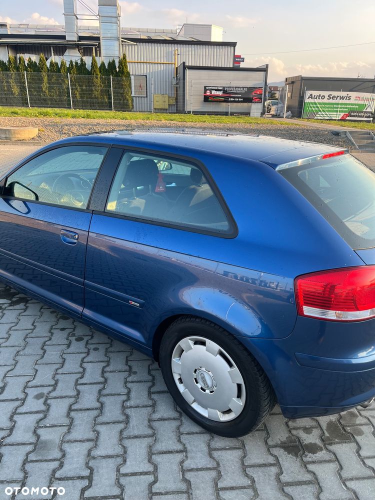 Audi A3 3-drzwiowe 1.6 S line Sportpaket (plus) - 4