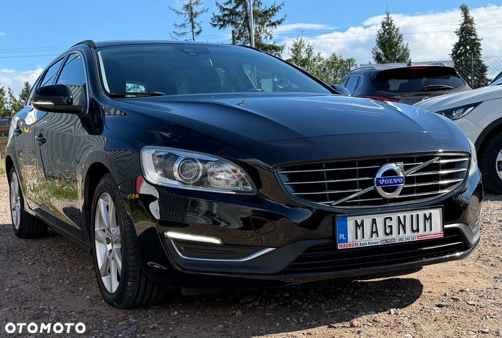 Volvo V60 D4 Drive-E Momentum - 39