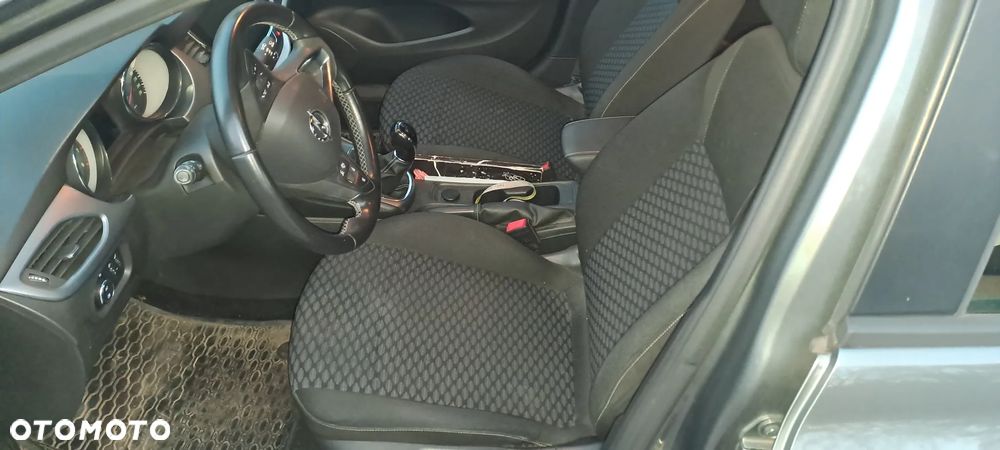 Opel Astra 1.4 T Enjoy - 7