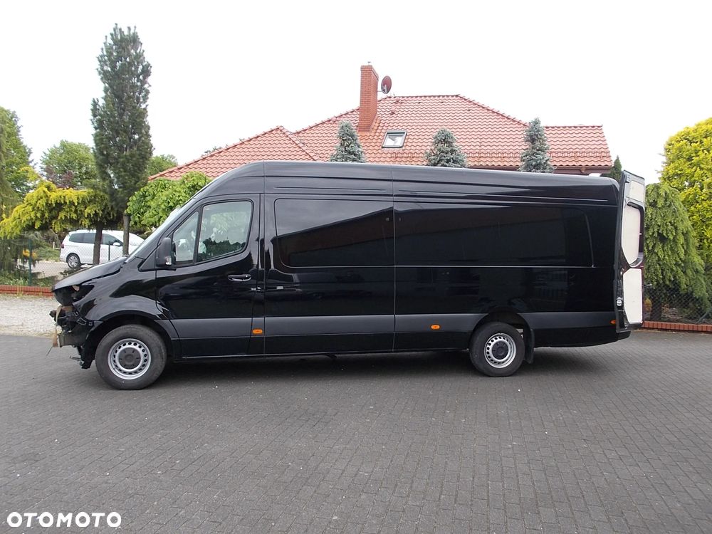 Mercedes-Benz Sprinter - 7