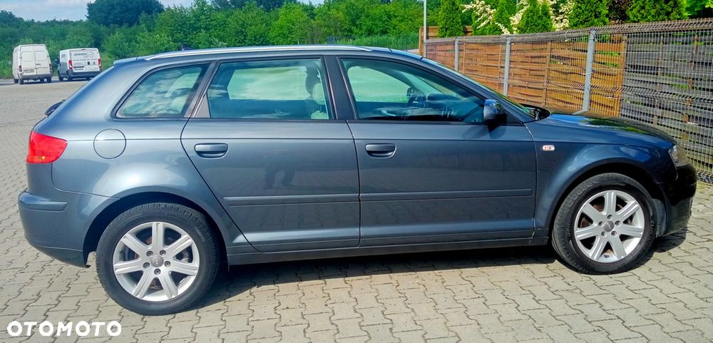 Audi A3 Sportback 1.6 Attraction - 25