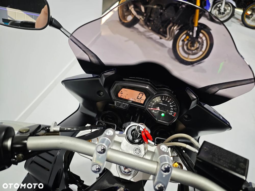 Yamaha FZ - 5
