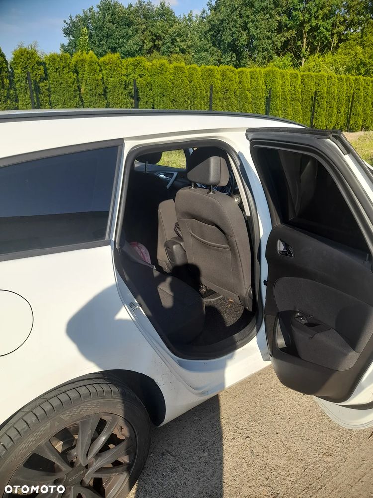 Opel Astra 1.4 T Sport - 7